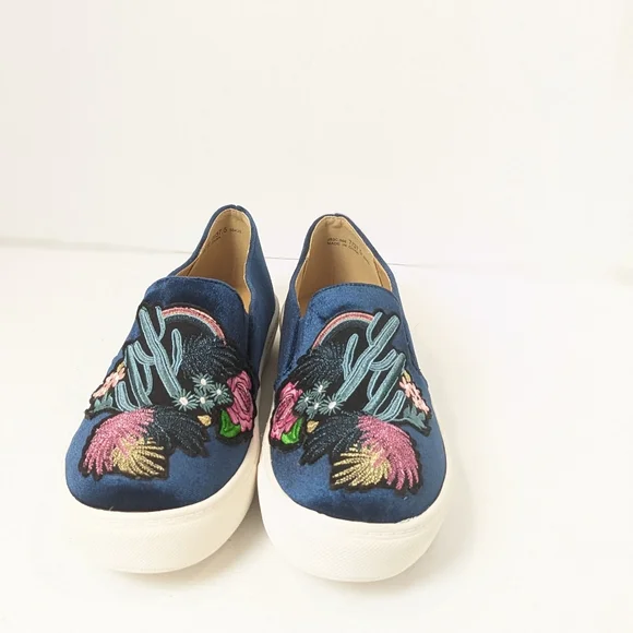 NWOT Dirty laundry velvet slides - Picture 6 of 16